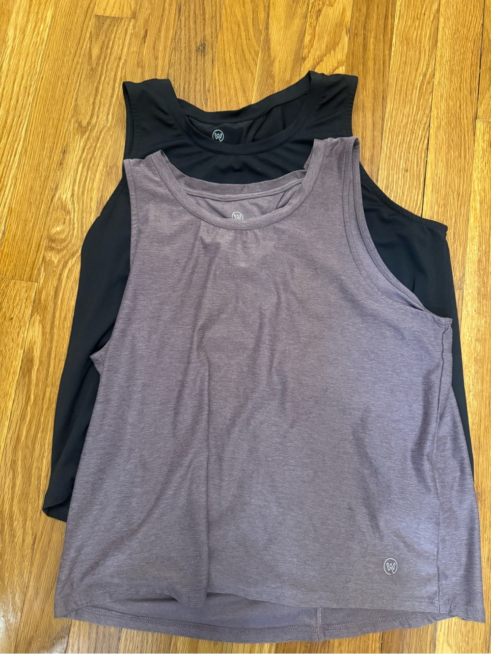 We Wander Women's Sleeveless Tank Top Set — Black & Mauve